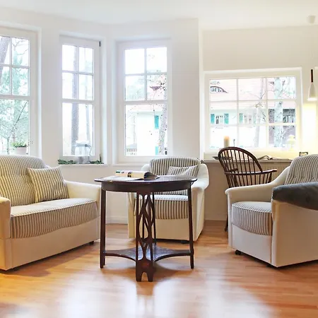 Victoria Apartment *