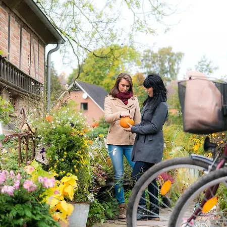 Victoria * Boltenhagen (Ostseebad)